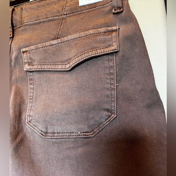 𝐍𝐖𝐎𝐓 𝐏𝐚𝐢𝐠𝐞 𝐌𝐚𝐲𝐬𝐥𝐢𝐞 𝐉𝐨𝐠𝐠𝐞𝐫 - Picture 7 of 13